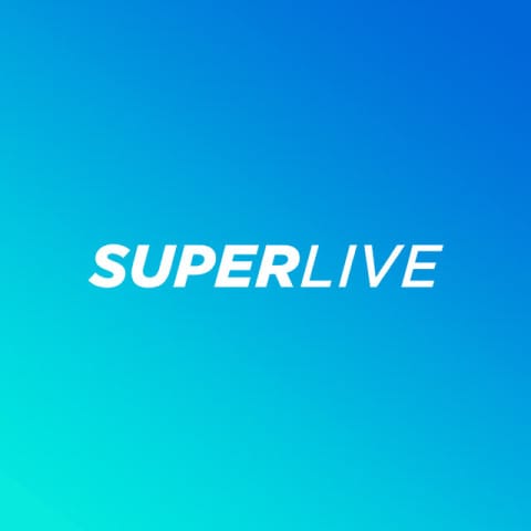 واجهة الهدايا الافتراضية وشارات معارك PK في SuperLive