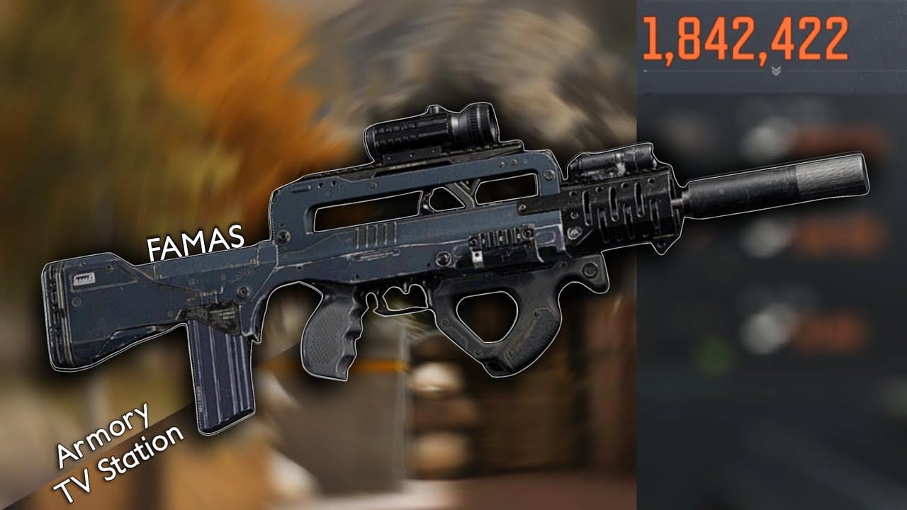 بندقية FAMAS الهجومية مع أفضل ملحقات الموسم الخامس في Arena Breakout Infinite